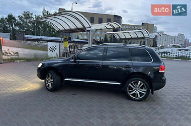Внедорожник / Кроссовер Volkswagen Touareg 2006 в 