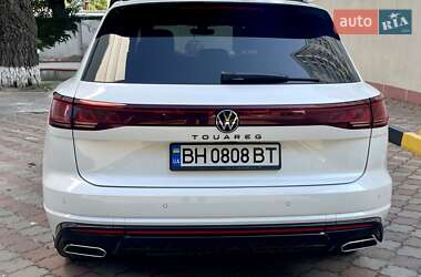 Позашляховик / Кросовер Volkswagen Touareg 2023 в 