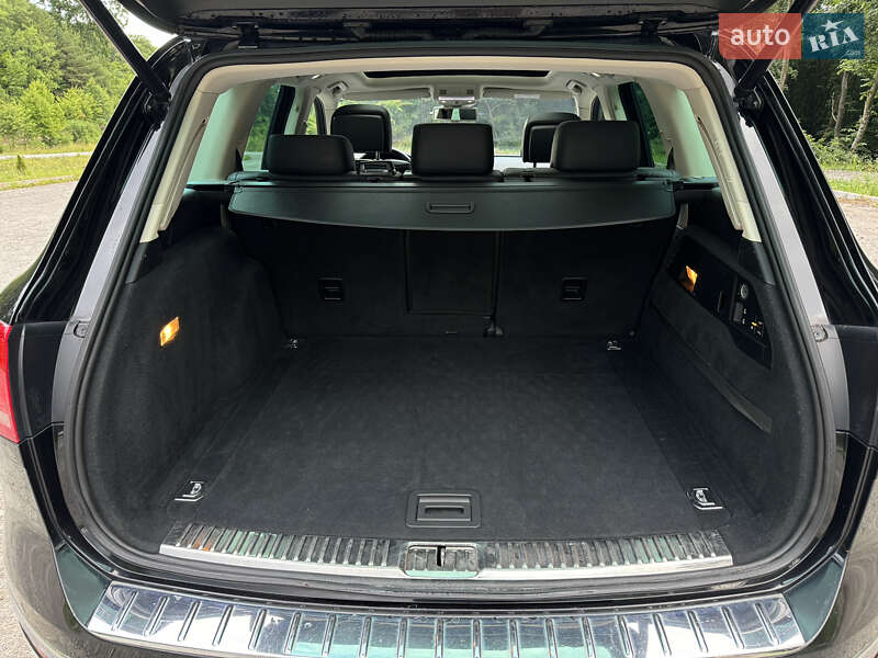 Внедорожник / Кроссовер Volkswagen Touareg 2014 в Бережанах