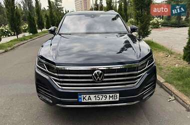 Позашляховик / Кросовер Volkswagen Touareg 2023 в Києві