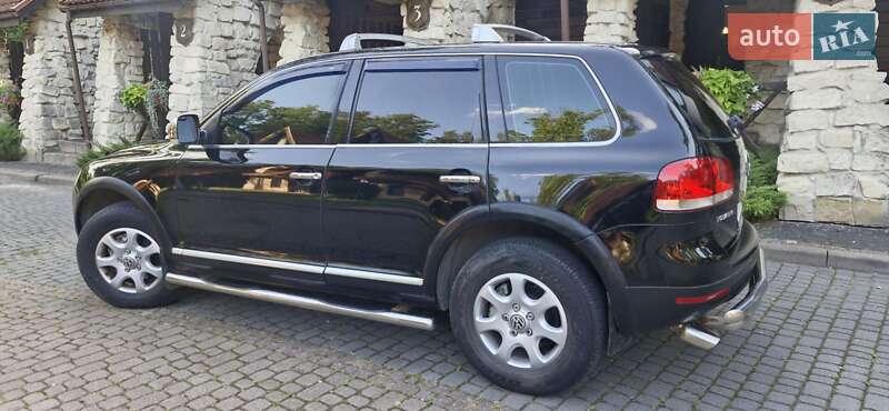 Внедорожник / Кроссовер Volkswagen Touareg 2003 в Львове