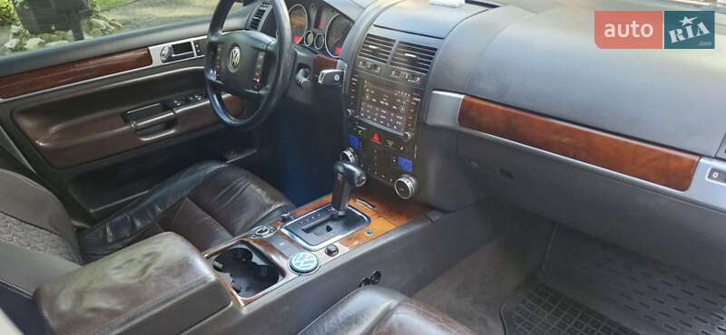 Внедорожник / Кроссовер Volkswagen Touareg 2003 в Львове