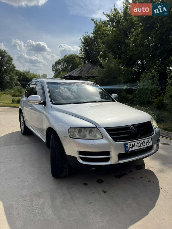 Позашляховик / Кросовер Volkswagen Touareg 2004 в Бердичеві