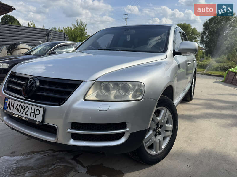 Позашляховик / Кросовер Volkswagen Touareg 2004 в Бердичеві