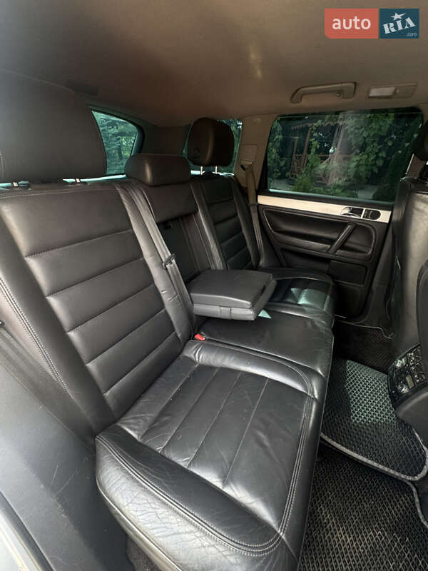 Позашляховик / Кросовер Volkswagen Touareg 2004 в Бердичеві