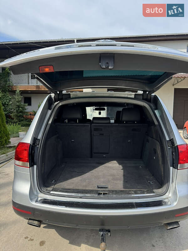 Позашляховик / Кросовер Volkswagen Touareg 2004 в Бердичеві