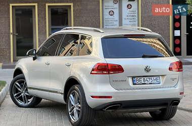 Внедорожник / Кроссовер Volkswagen Touareg 2012 в 
