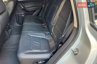 Внедорожник / Кроссовер Volkswagen Touareg 2012 в 