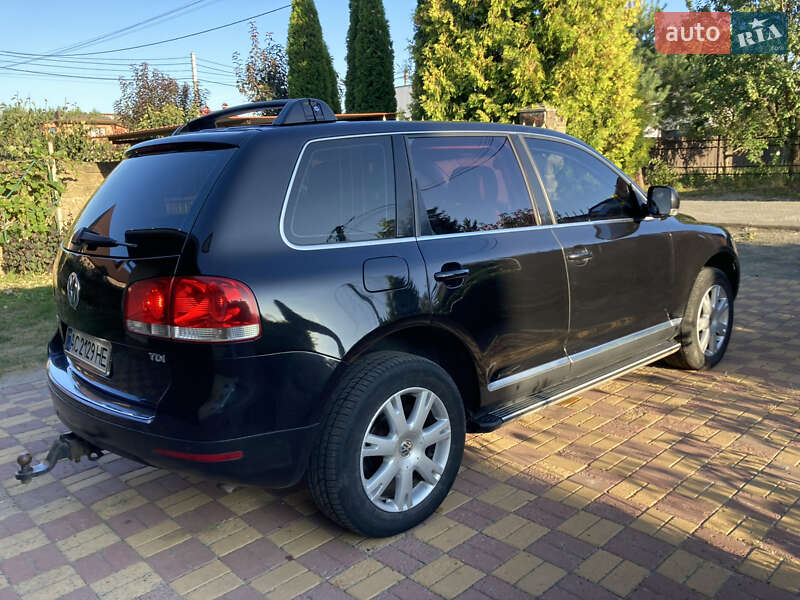 Позашляховик / Кросовер Volkswagen Touareg 2006 в Луцьку