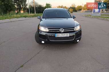Внедорожник / Кроссовер Volkswagen Touareg 2013 в 