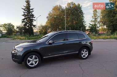 Внедорожник / Кроссовер Volkswagen Touareg 2013 в 