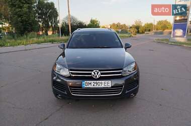 Внедорожник / Кроссовер Volkswagen Touareg 2013 в 