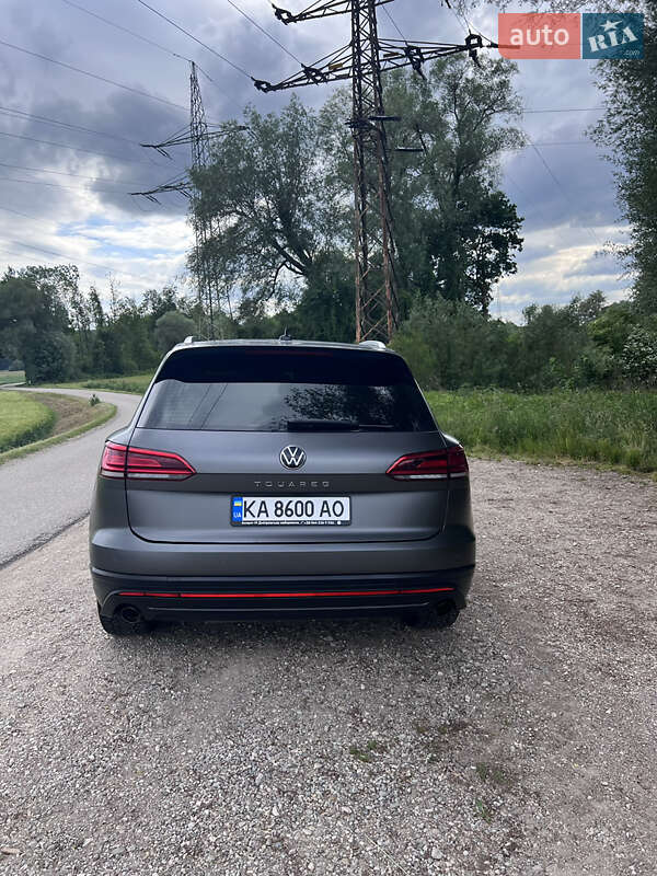 Внедорожник / Кроссовер Volkswagen Touareg 2021 в Ивано-Франковске