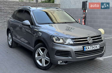 Внедорожник / Кроссовер Volkswagen Touareg 2011 в Белой Церкви
