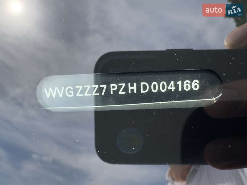 Внедорожник / Кроссовер Volkswagen Touareg 2017 в Киеве