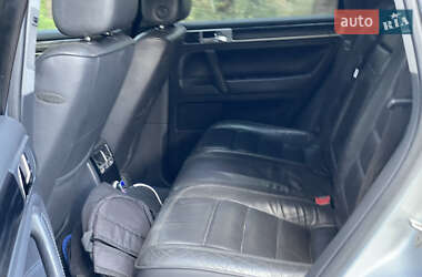 Внедорожник / Кроссовер Volkswagen Touareg 2002 в 