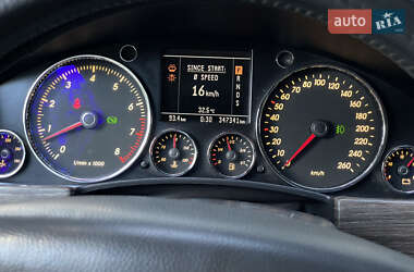 Внедорожник / Кроссовер Volkswagen Touareg 2002 в 