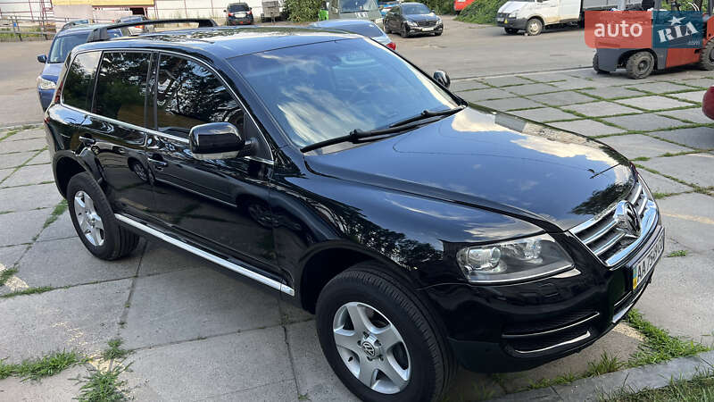Внедорожник / Кроссовер Volkswagen Touareg 2007 в Киеве