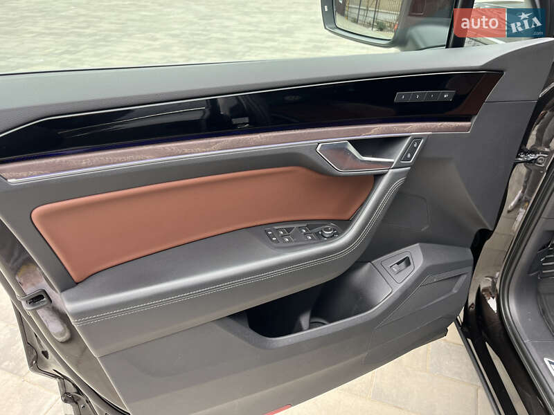Позашляховик / Кросовер Volkswagen Touareg 2020 в Києві