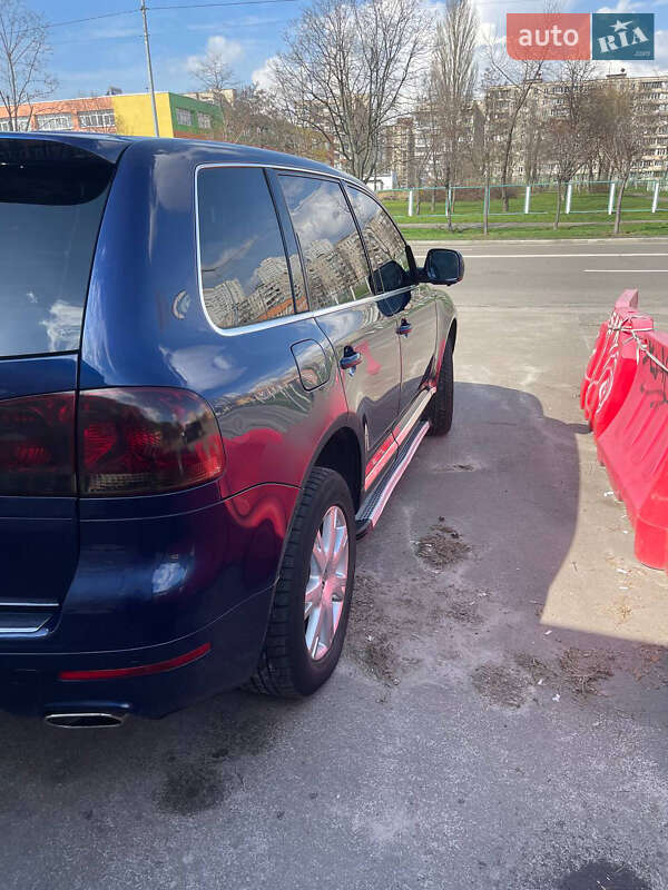 Позашляховик / Кросовер Volkswagen Touareg 2006 в Луцьку