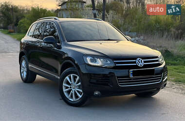 Внедорожник / Кроссовер Volkswagen Touareg 2012 в Вишневце