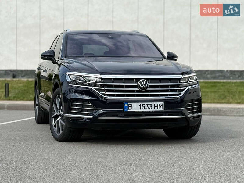 Внедорожник / Кроссовер Volkswagen Touareg 2022 в Киеве
