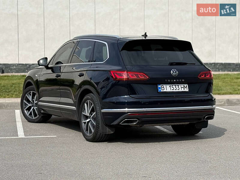 Внедорожник / Кроссовер Volkswagen Touareg 2022 в Киеве