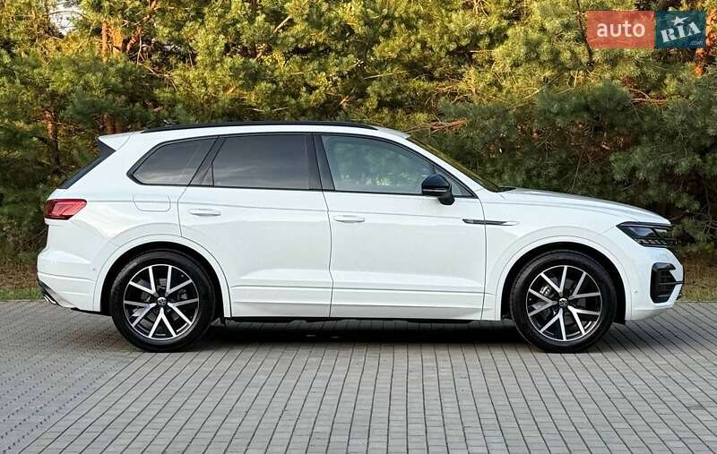 Внедорожник / Кроссовер Volkswagen Touareg 2022 в Ровно
