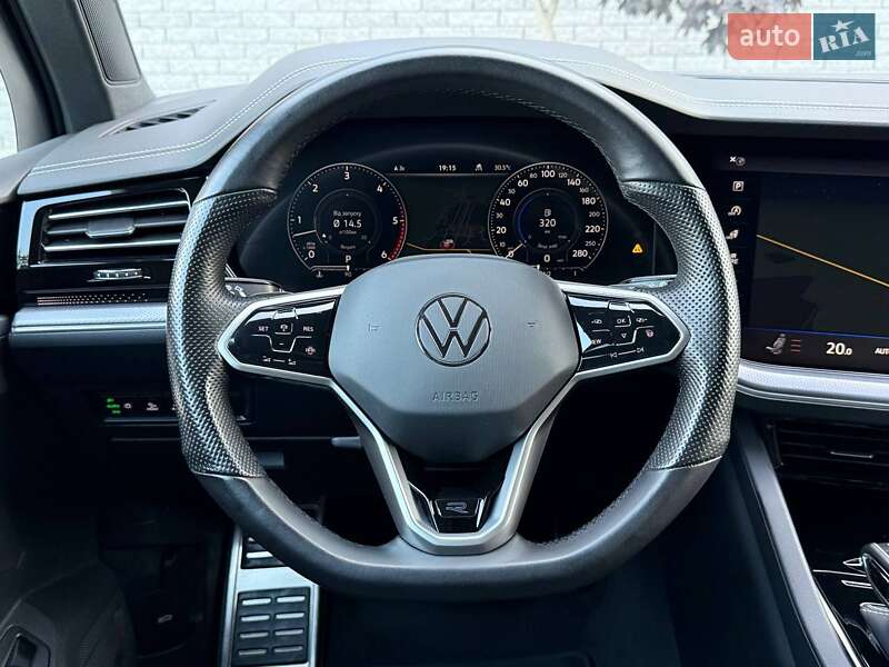 Внедорожник / Кроссовер Volkswagen Touareg 2022 в Ровно