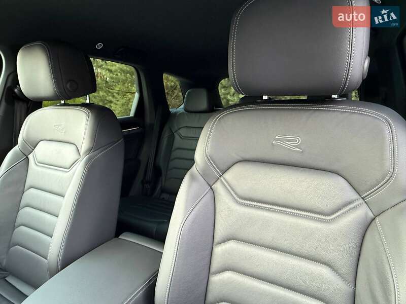 Внедорожник / Кроссовер Volkswagen Touareg 2022 в Ровно