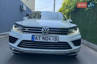 Внедорожник / Кроссовер Volkswagen Touareg 2018 в 