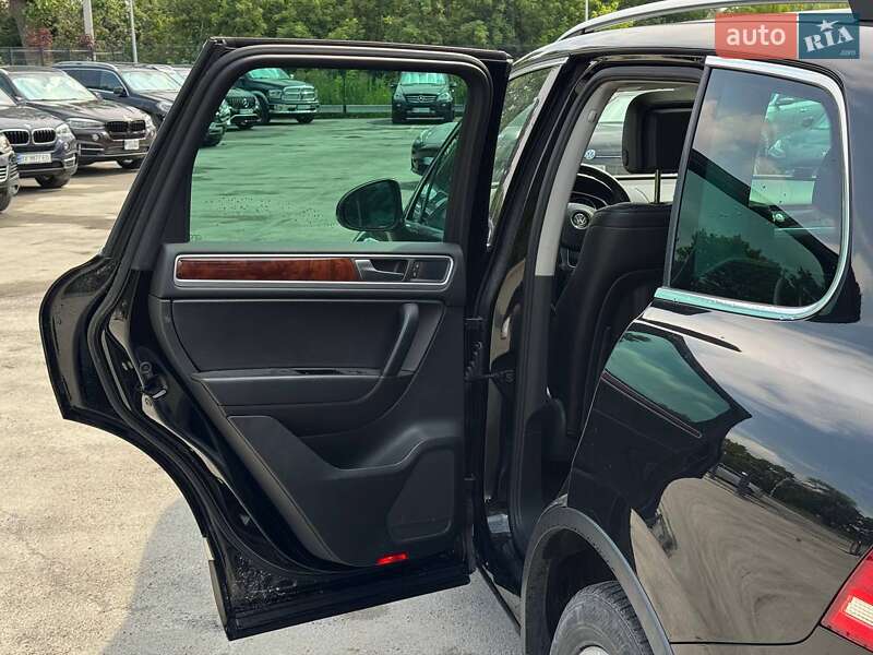 Внедорожник / Кроссовер Volkswagen Touareg 2011 в Каменец-Подольском фото 29 Внедорожник / Кроссовер Volkswagen Touareg 2011 в Каменец-Подольском