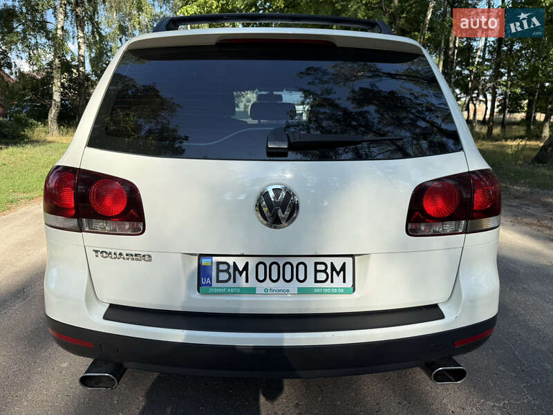 Внедорожник / Кроссовер Volkswagen Touareg 2010 в Ахтырке
