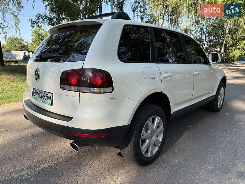Внедорожник / Кроссовер Volkswagen Touareg 2010 в Ахтырке