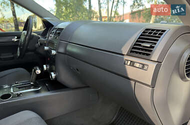 Внедорожник / Кроссовер Volkswagen Touareg 2010 в 