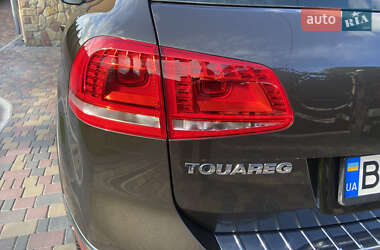 Внедорожник / Кроссовер Volkswagen Touareg 2017 в 