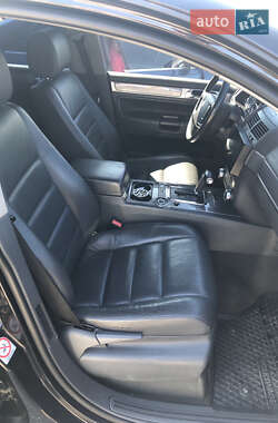 Внедорожник / Кроссовер Volkswagen Touareg 2005 в 