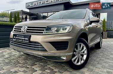 Внедорожник / Кроссовер Volkswagen Touareg 2017 в 