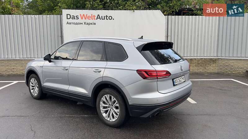 Внедорожник / Кроссовер Volkswagen Touareg 2019 в Харькове