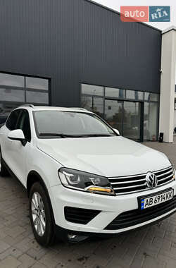 Позашляховик / Кросовер Volkswagen Touareg 2017 в 