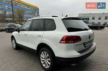 Позашляховик / Кросовер Volkswagen Touareg 2017 в 