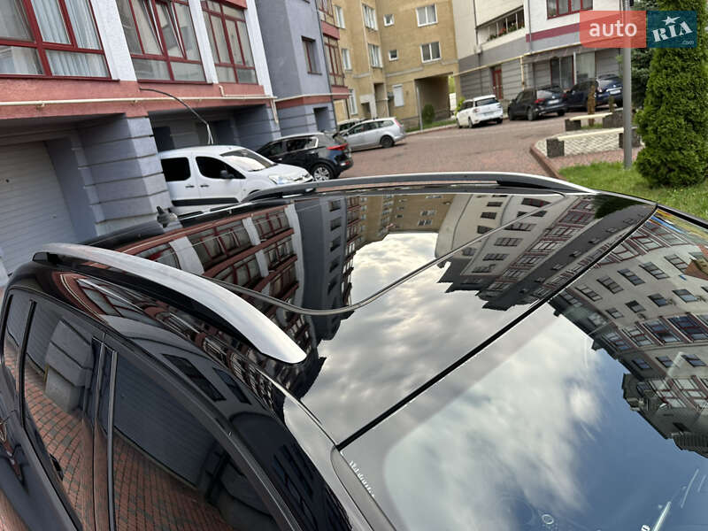 Позашляховик / Кросовер Volkswagen Touareg 2012 в Івано-Франківську