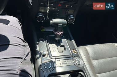 Внедорожник / Кроссовер Volkswagen Touareg 2004 в 