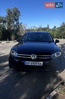 Внедорожник / Кроссовер Volkswagen Touareg 2011 в Запорожье