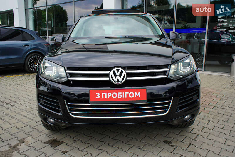 Внедорожник / Кроссовер Volkswagen Touareg 2014 в Житомире