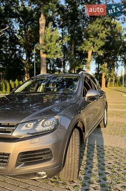 Позашляховик / Кросовер Volkswagen Touareg 2012 в Краматорську