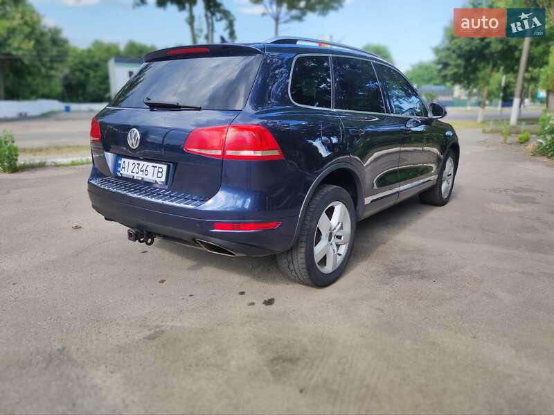 Внедорожник / Кроссовер Volkswagen Touareg 2012 в Ставище