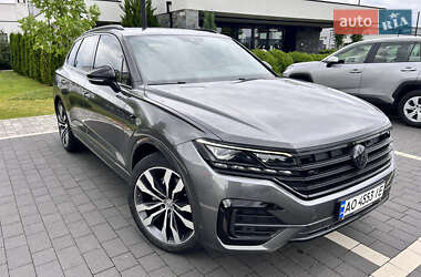 Позашляховик / Кросовер Volkswagen Touareg 2019 в Мукачевому