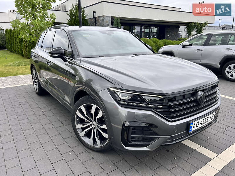 Позашляховик / Кросовер Volkswagen Touareg 2019 в Мукачевому