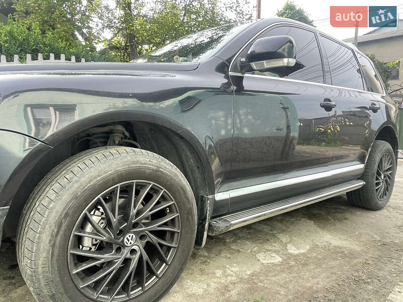 Позашляховик / Кросовер Volkswagen Touareg 2006 в Львові